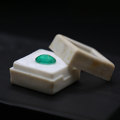 Emerald Natural Green